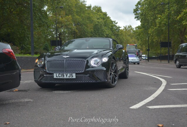 Bentley Continental GTC 2019