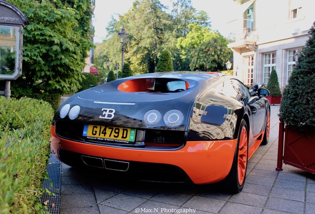 Bugatti Veyron 16.4 Super Sport L'Edition Spéciale Record du Monde