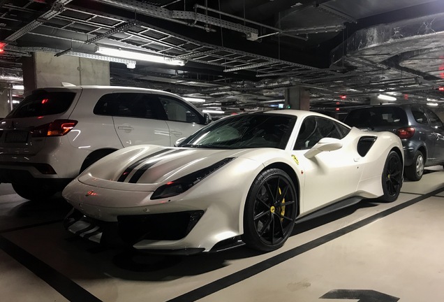 Ferrari 488 Pista