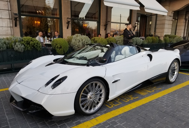 Pagani Huayra Roadster