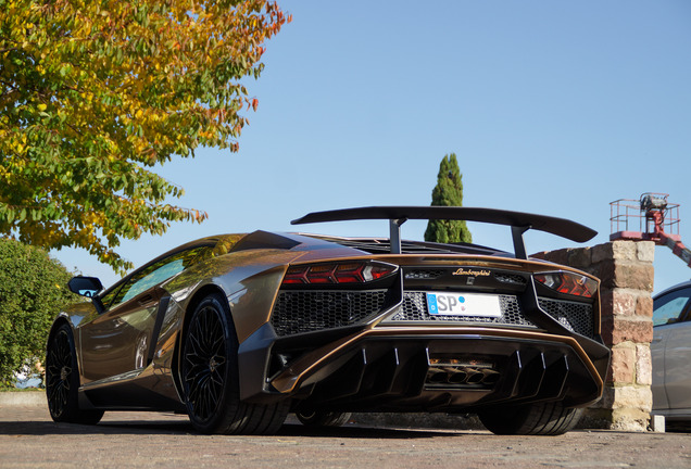 Lamborghini Aventador LP750-4 SuperVeloce