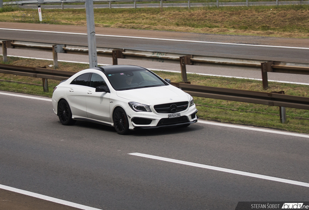 Mercedes-Benz CLA 45 AMG C117