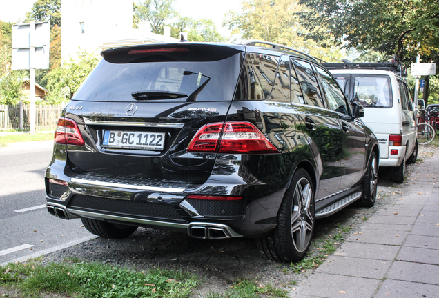 Mercedes-Benz ML 63 AMG W166