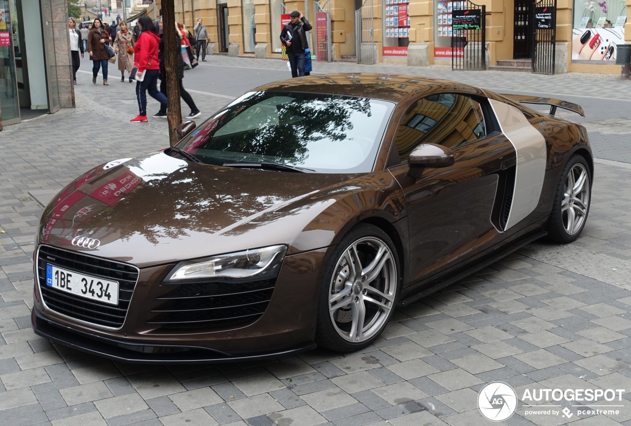 Audi R8