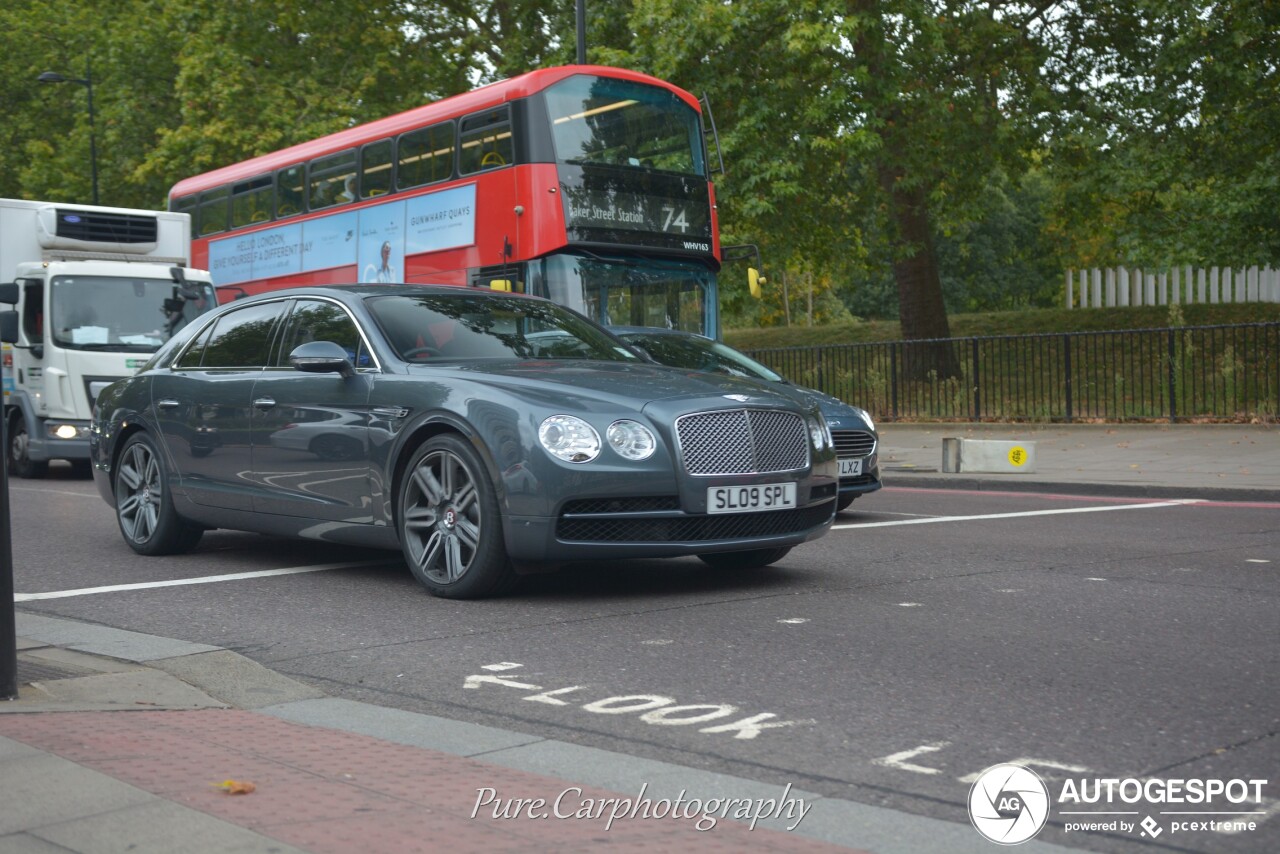 Bentley Flying Spur V8