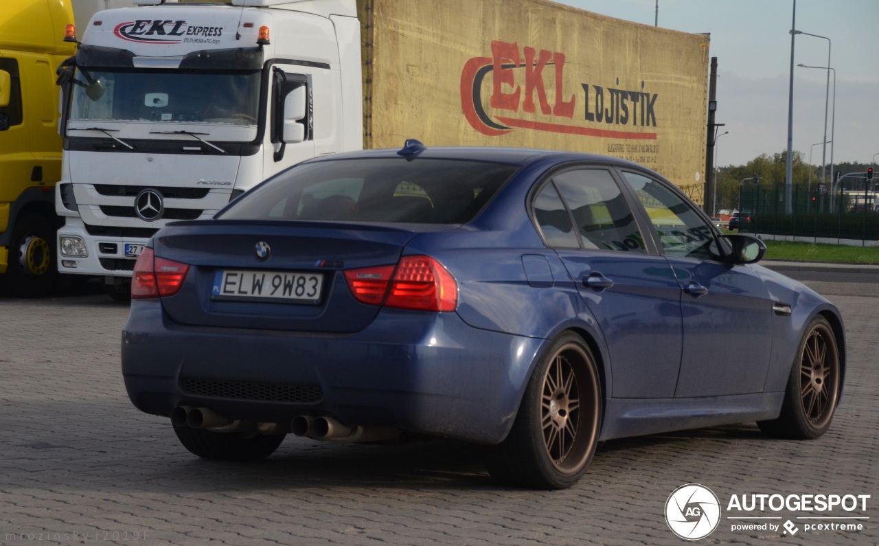 BMW M3 E90 Sedan 2009