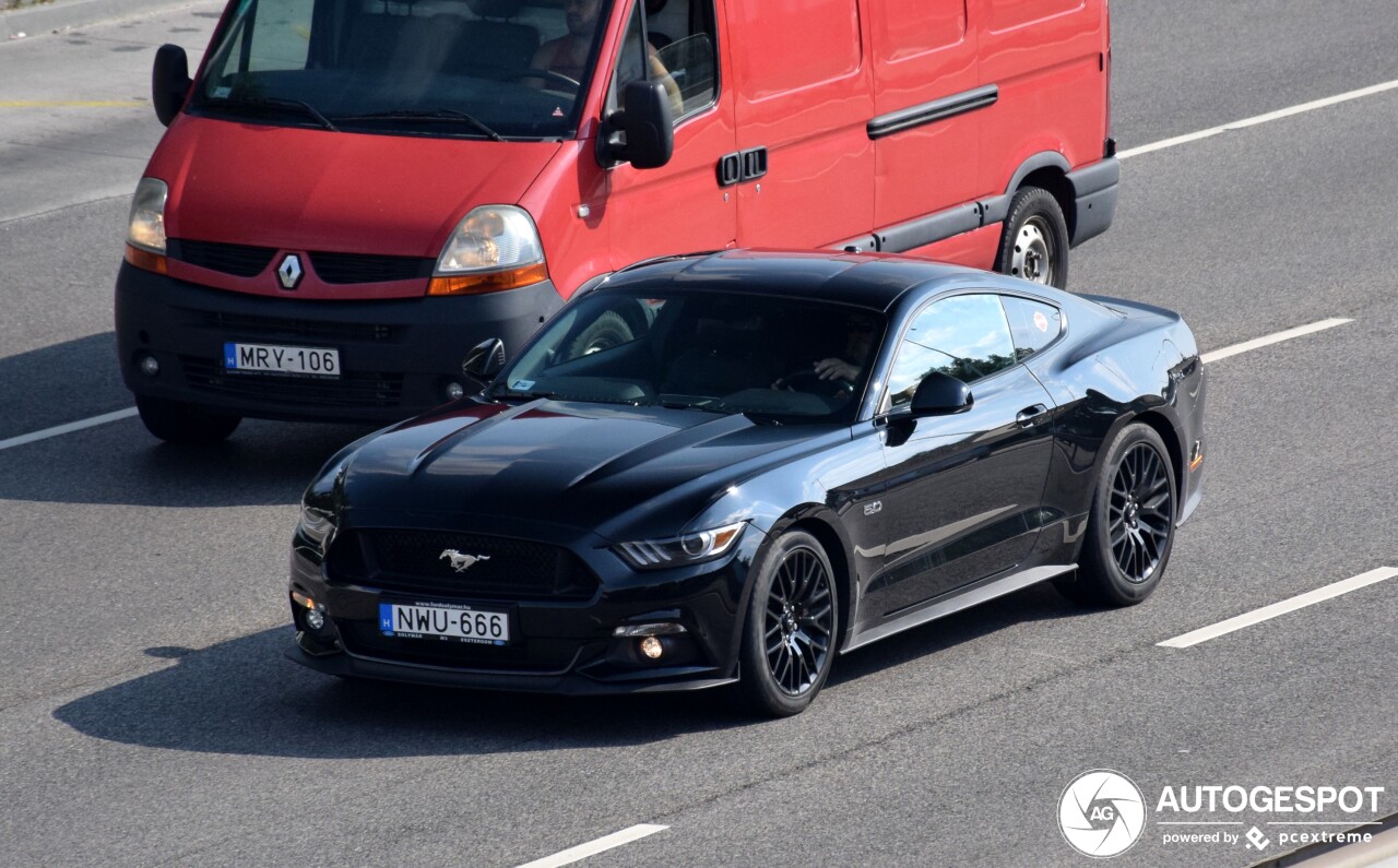 Ford Mustang GT 2015