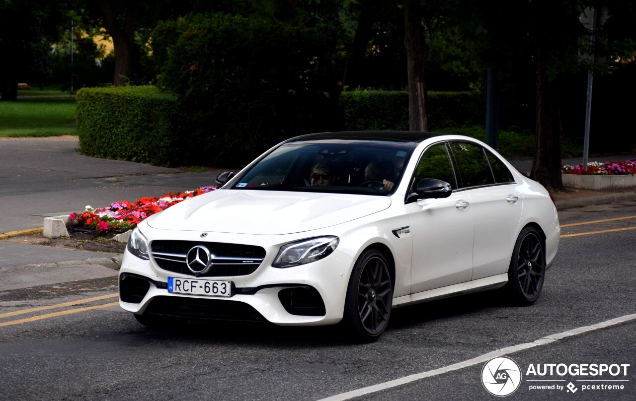 Mercedes-AMG E 63 S W213