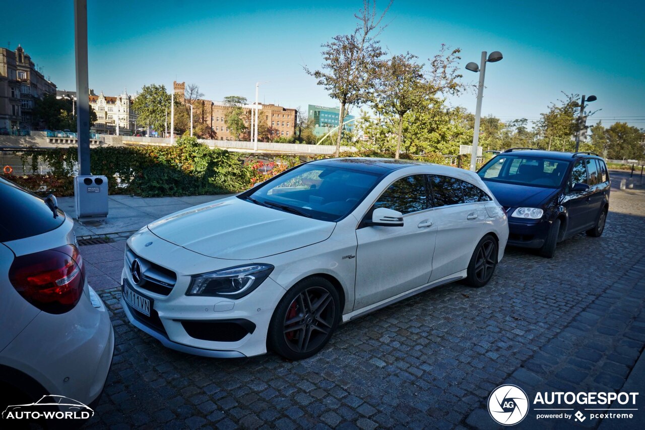 Mercedes-Benz CLA 45 AMG Shooting Brake