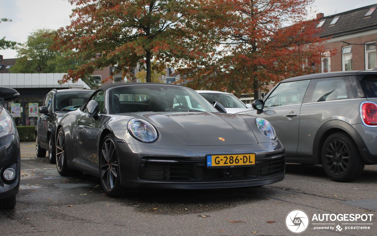 Porsche 992 Carrera 4S Cabriolet