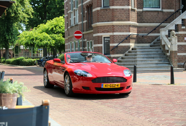 Aston Martin DB9 Volante