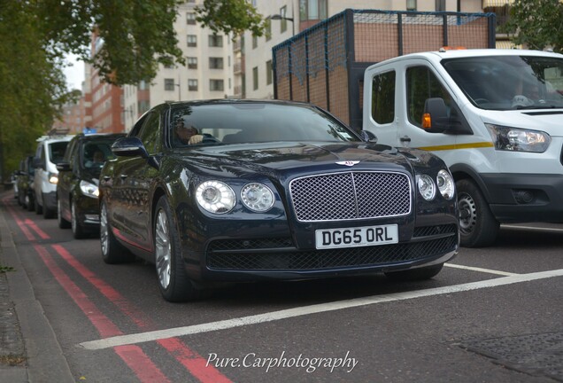 Bentley Flying Spur V8