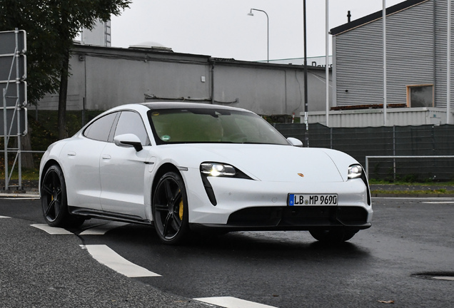 Porsche Taycan Turbo S