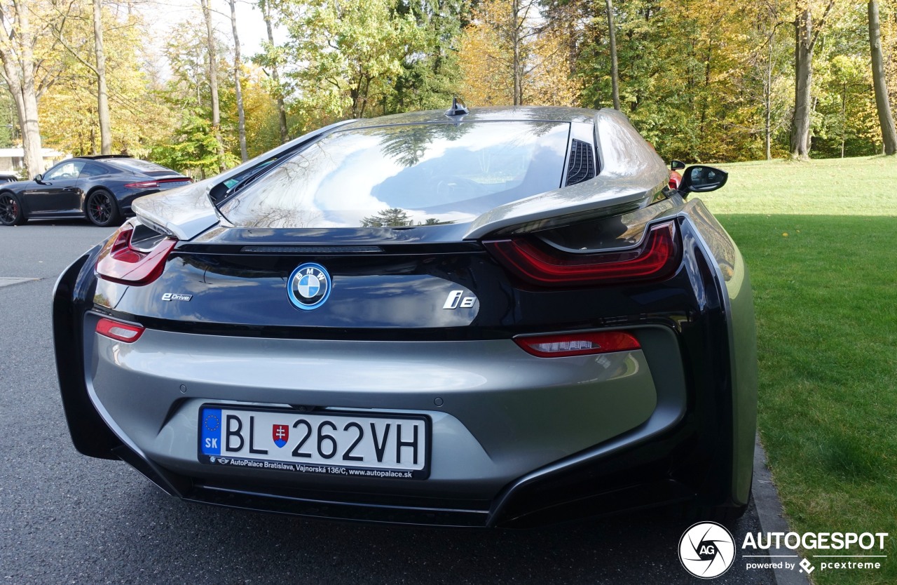 BMW i8 2018