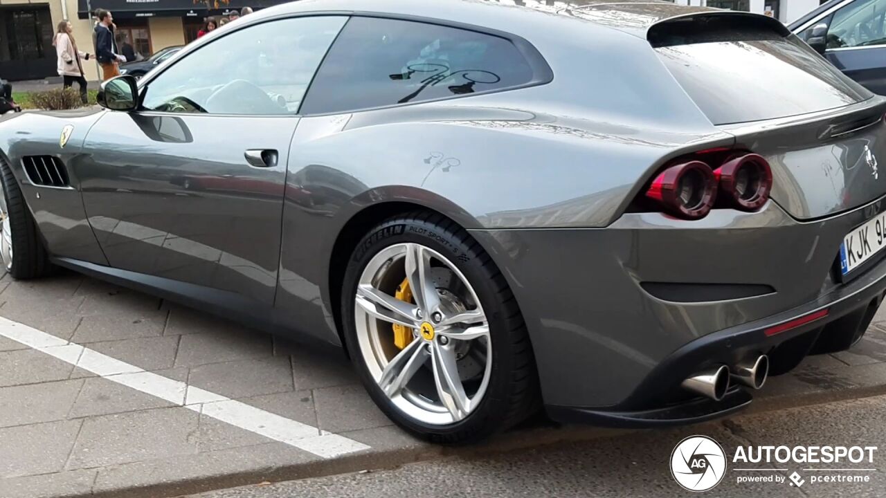 Ferrari GTC4Lusso