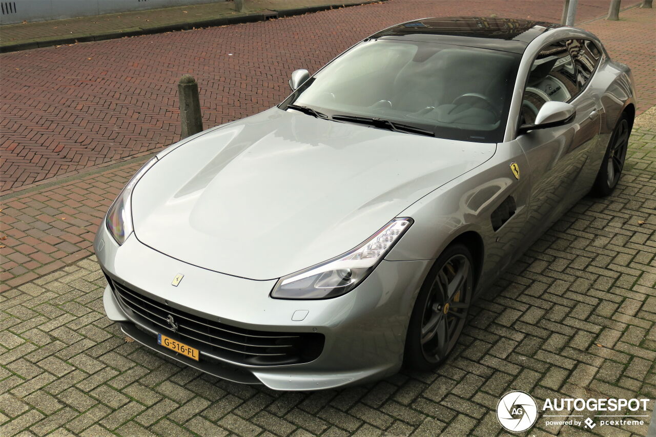 Ferrari GTC4Lusso T