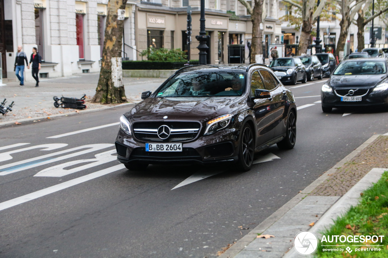 Mercedes-AMG GLA 45 X156