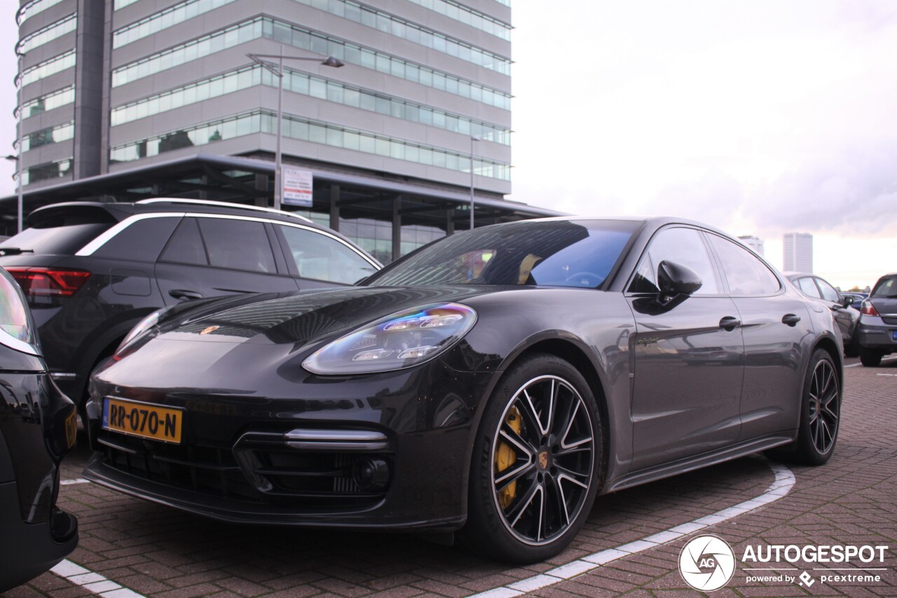 Porsche 971 Panamera Turbo S E-Hybrid