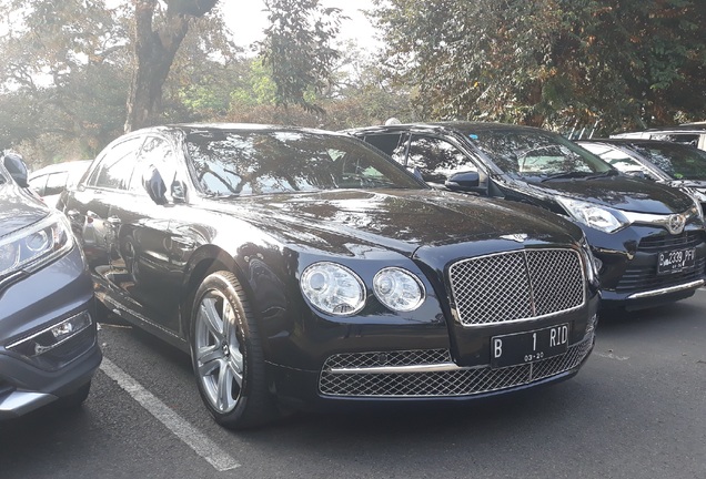 Bentley Flying Spur W12