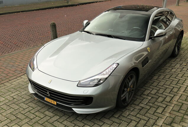 Ferrari GTC4Lusso T