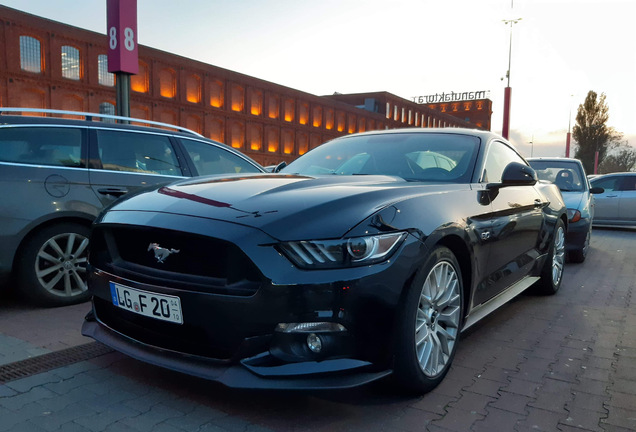Ford Mustang GT 2015