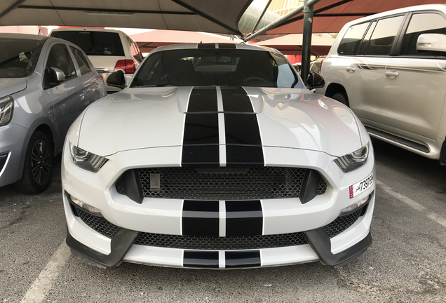 Ford Mustang Shelby GT350 2015