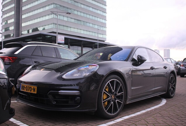 Porsche 971 Panamera Turbo S E-Hybrid