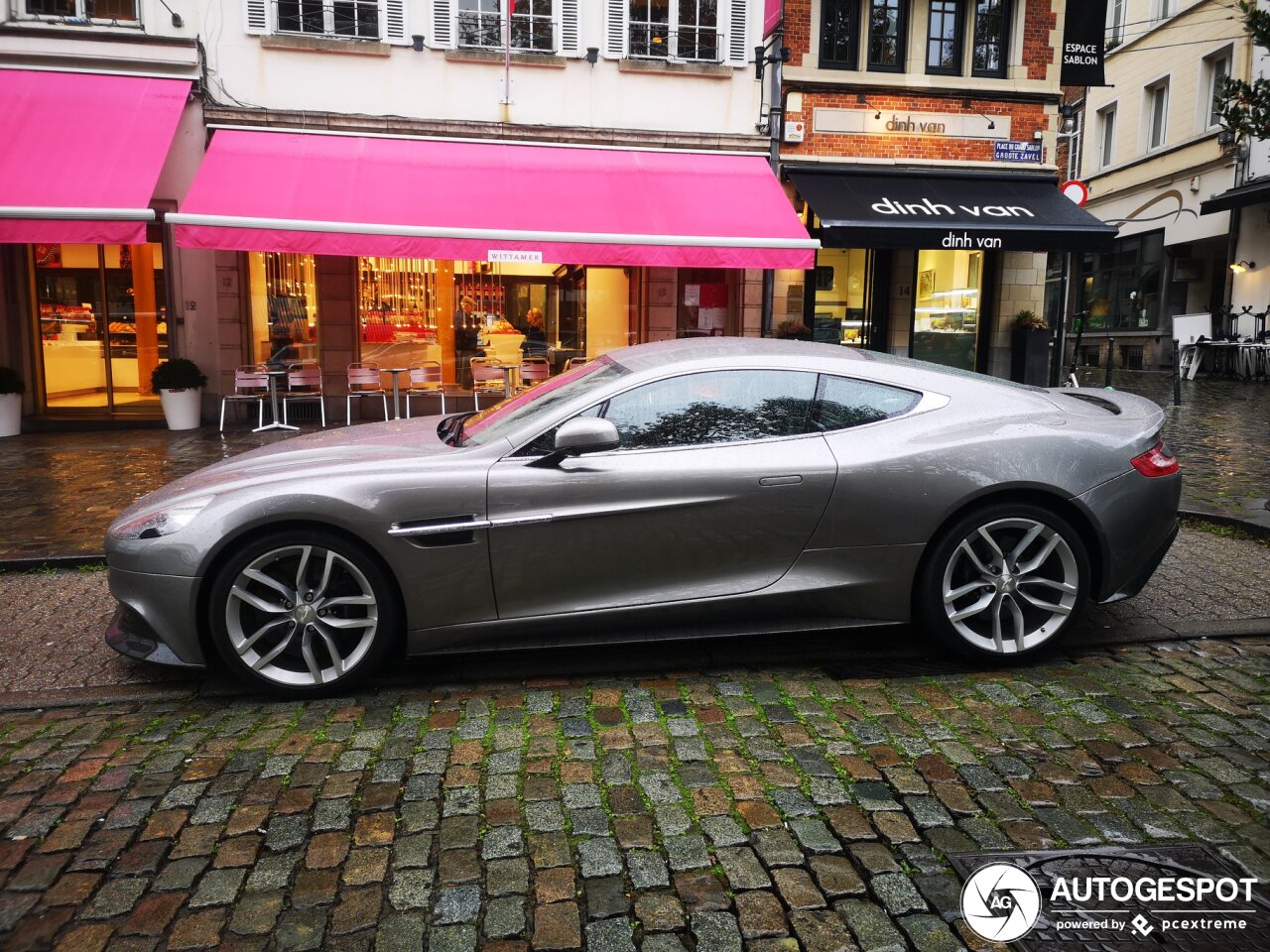 Aston Martin Vanquish 2013