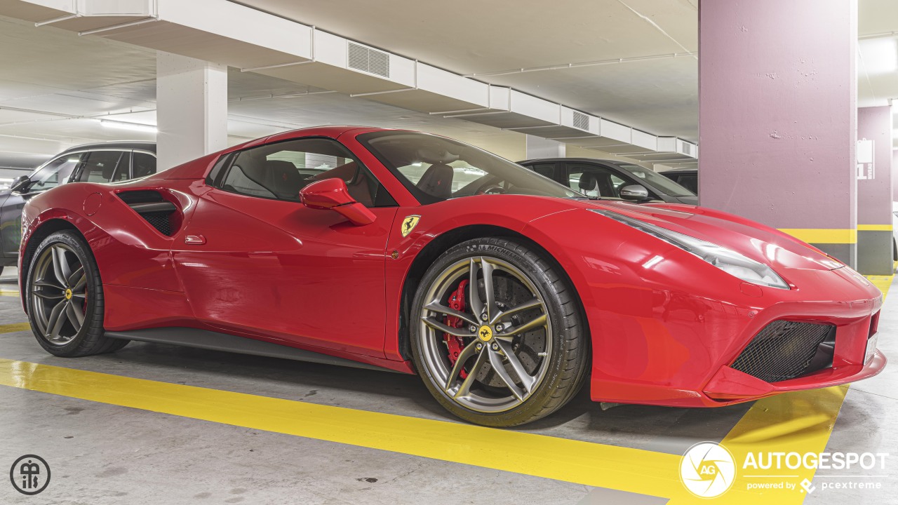 Ferrari 488 Spider