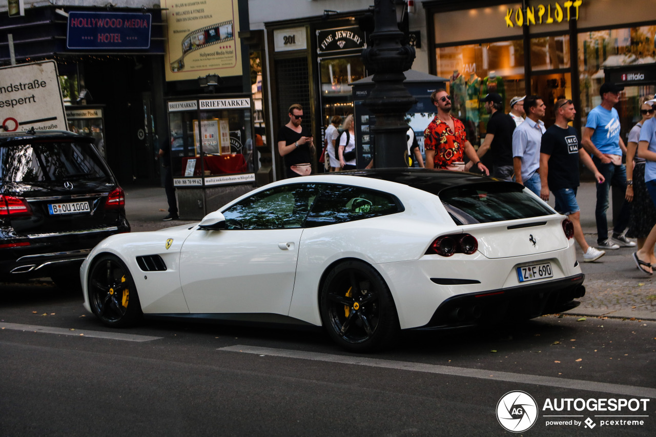 Ferrari GTC4Lusso