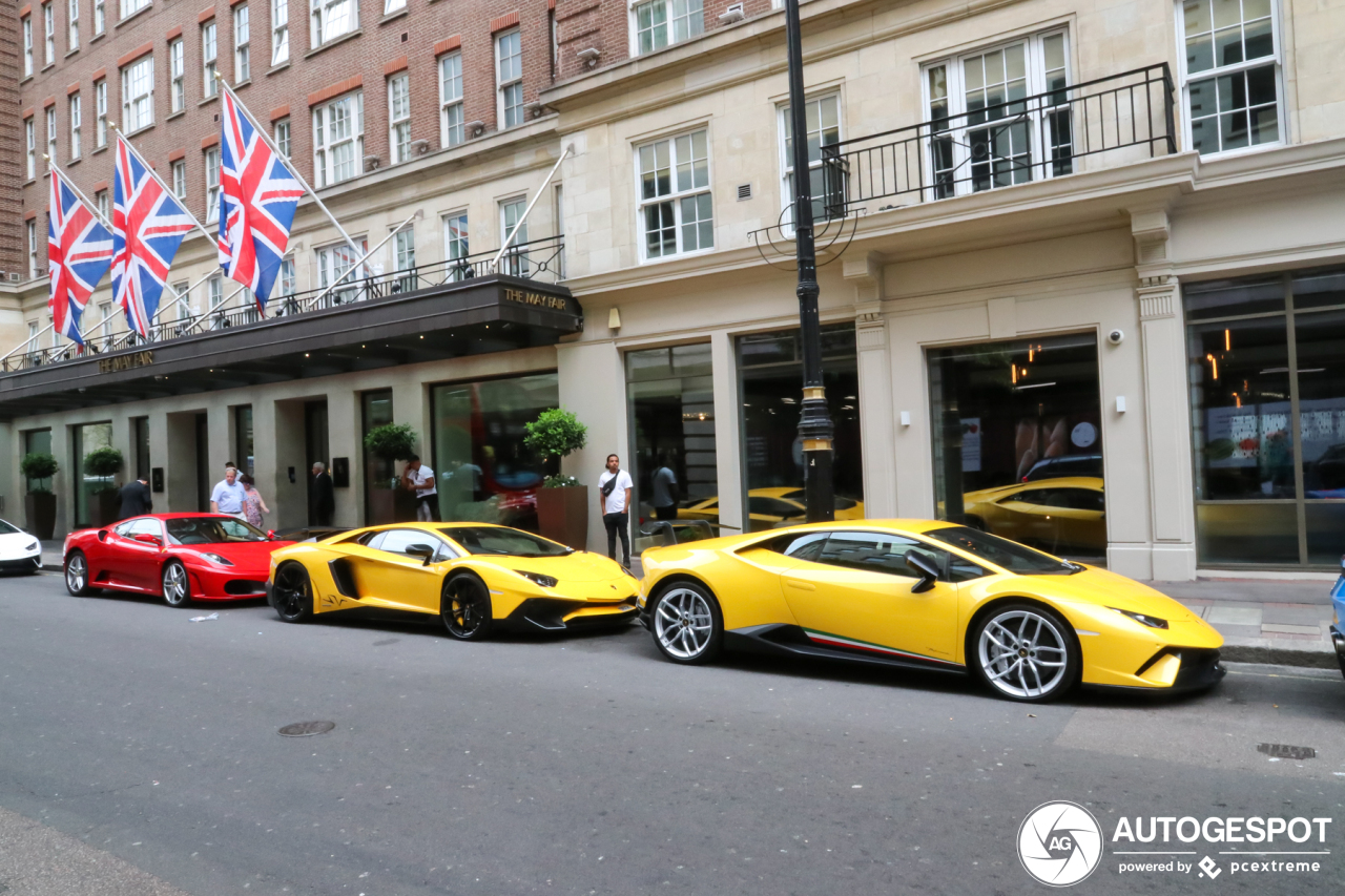 Lamborghini Aventador LP750-4 SuperVeloce