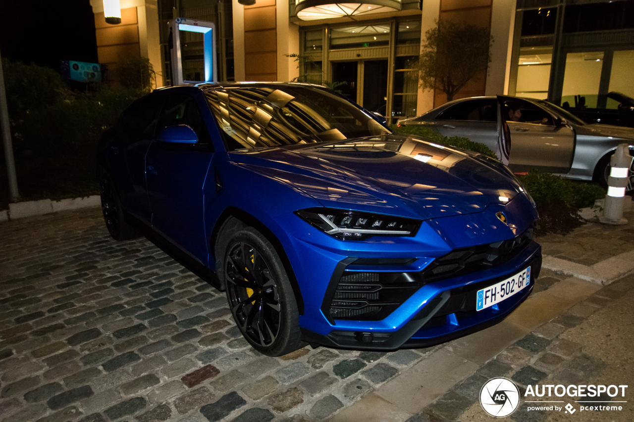 Lamborghini Urus