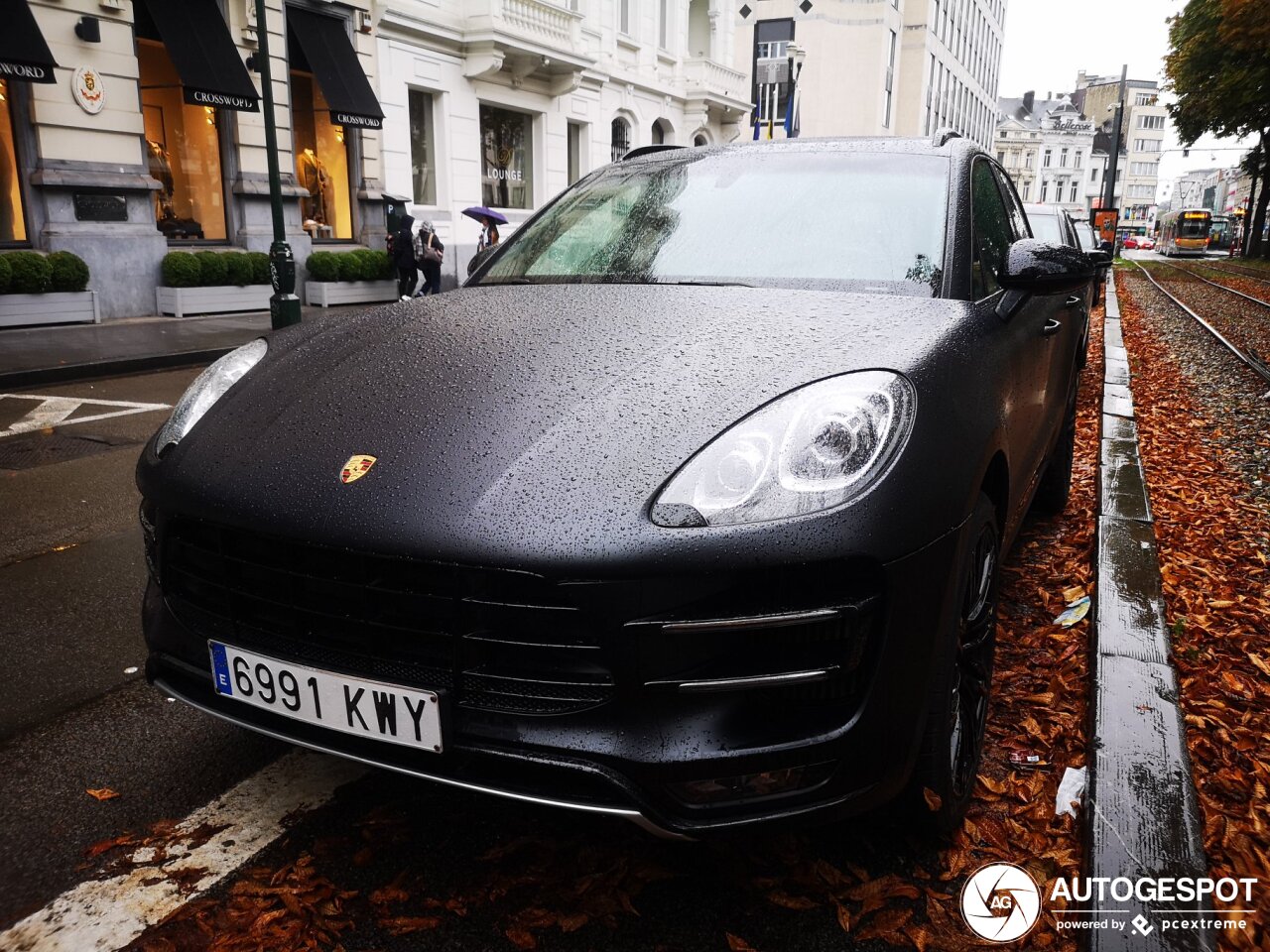 Porsche 95B Macan Turbo