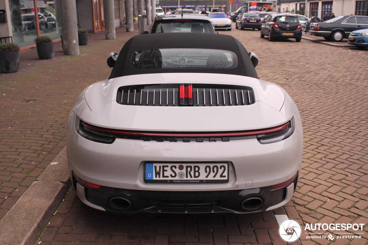 Porsche 992 Carrera 4S Cabriolet