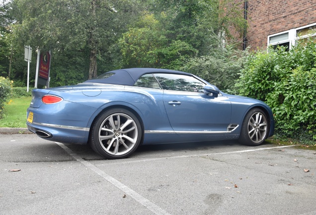 Bentley Continental GTC 2019