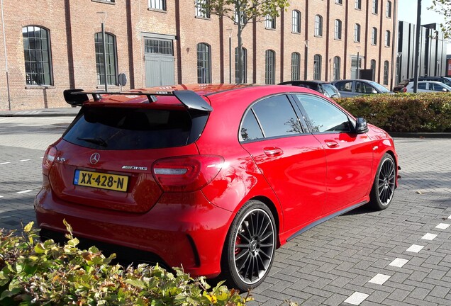 Mercedes-Benz A 45 AMG