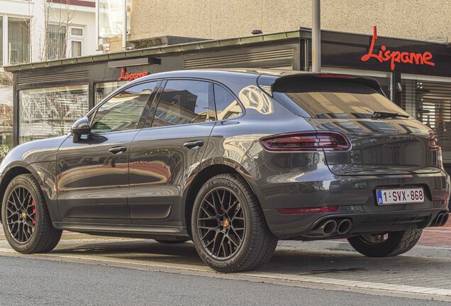 Porsche 95B Macan GTS