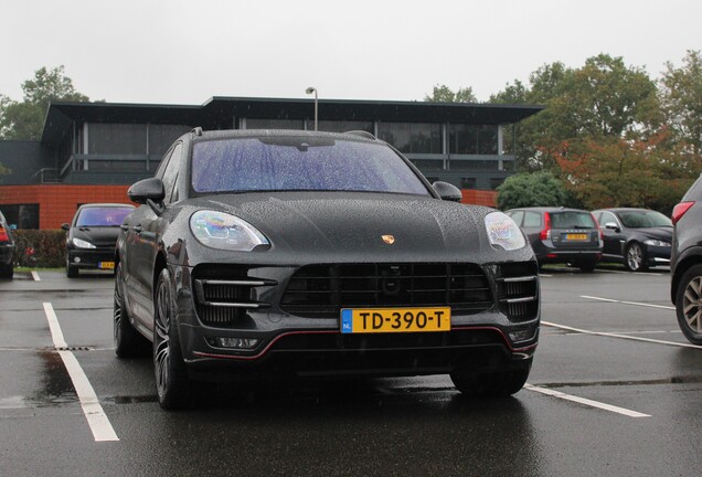 Porsche 95B Macan Turbo Exclusive Performance Edition