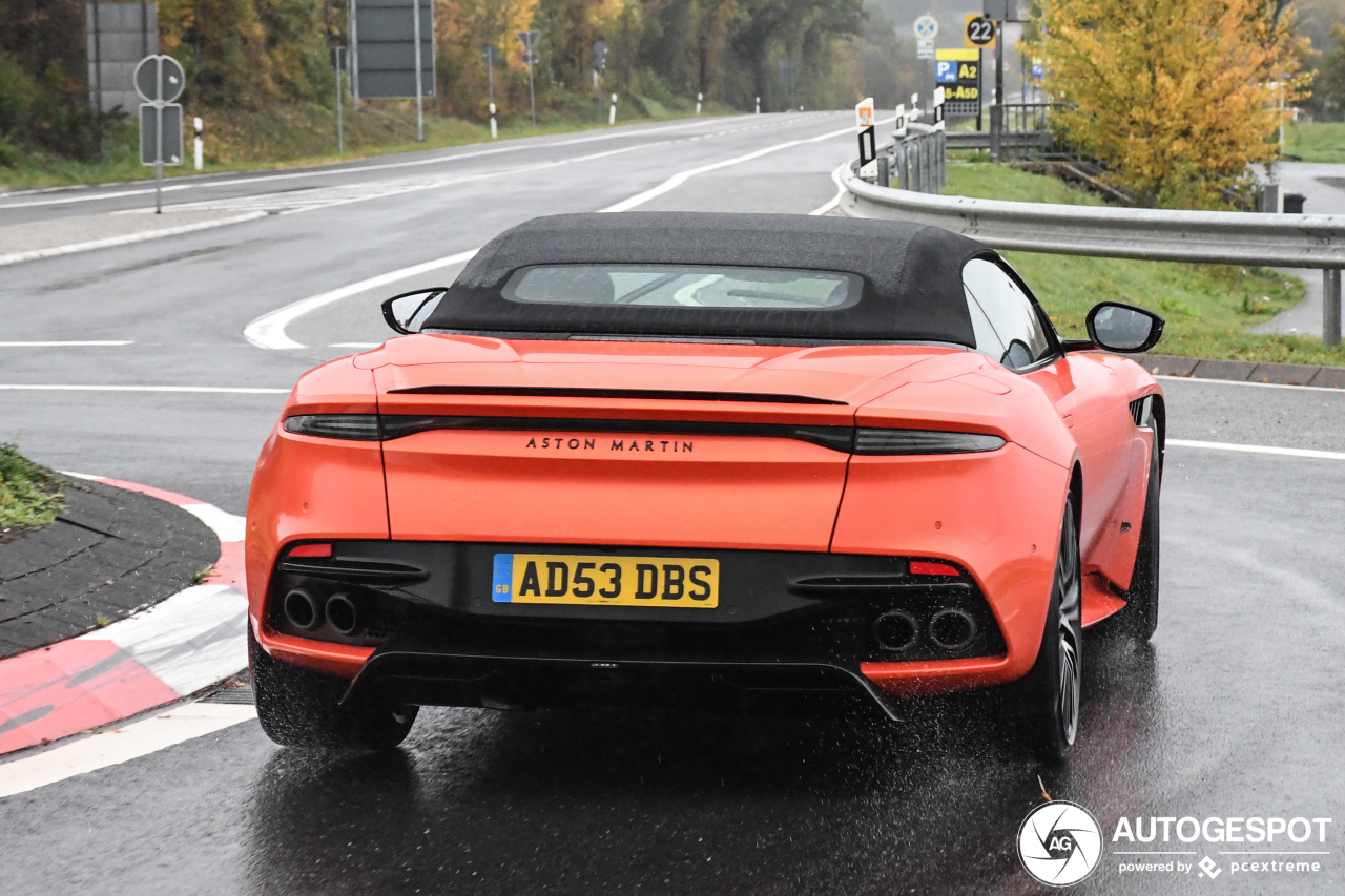 Aston Martin DBS Superleggera Volante