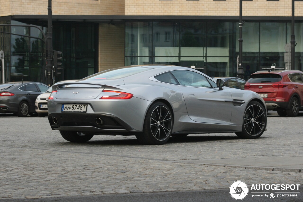 Aston Martin Vanquish 2013