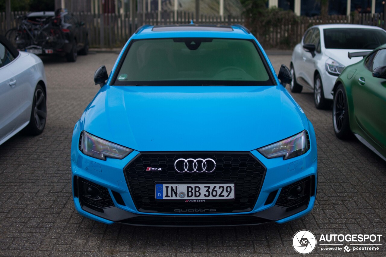 Audi RS4 Avant B9