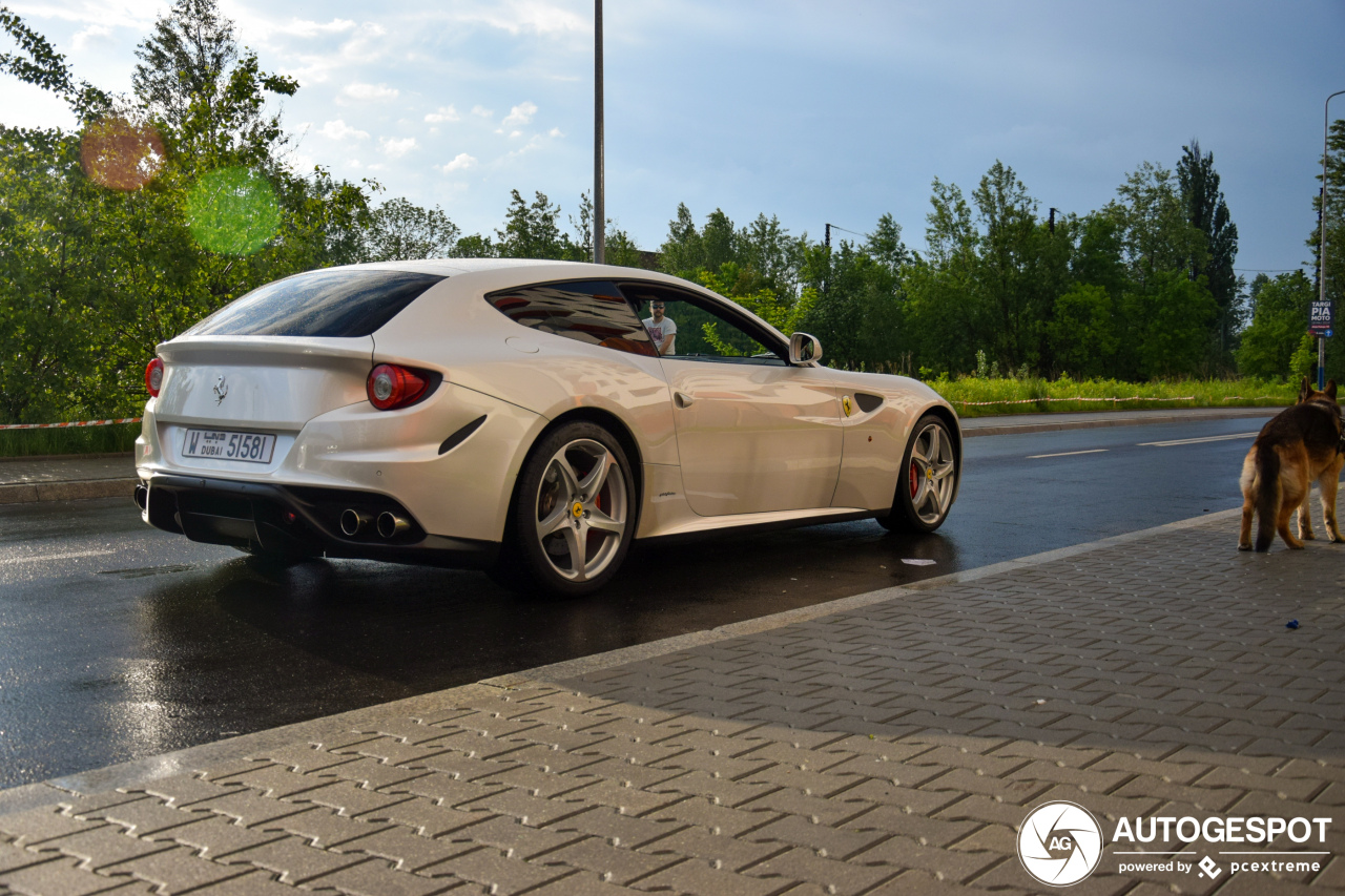 Ferrari FF