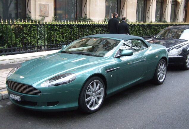 Aston Martin DB9 Volante