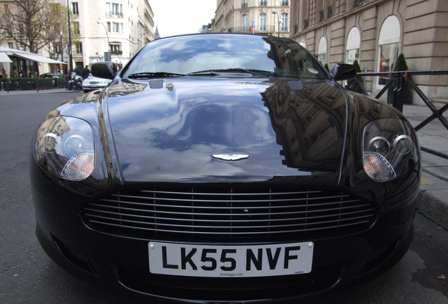 Aston Martin DB9 Volante