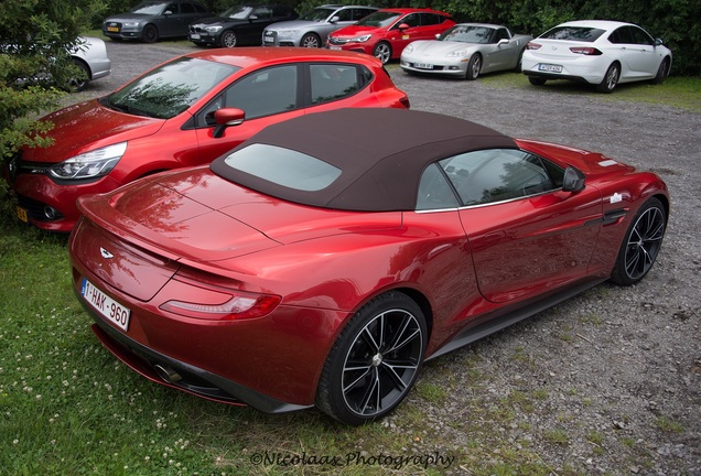 Aston Martin Vanquish Volante