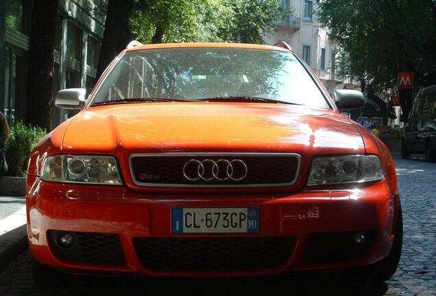 Audi RS4 Avant B5