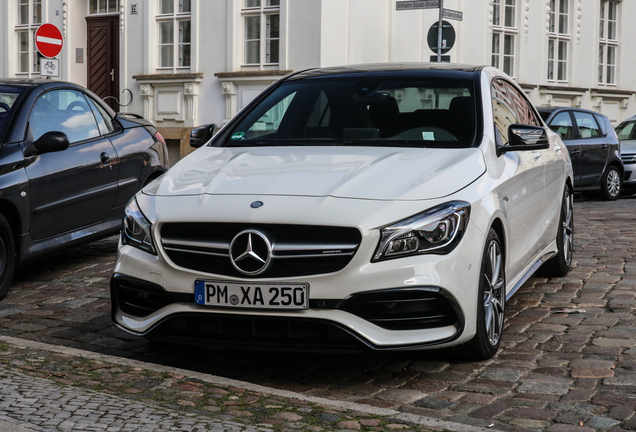 Mercedes-AMG CLA 45 C117 2017