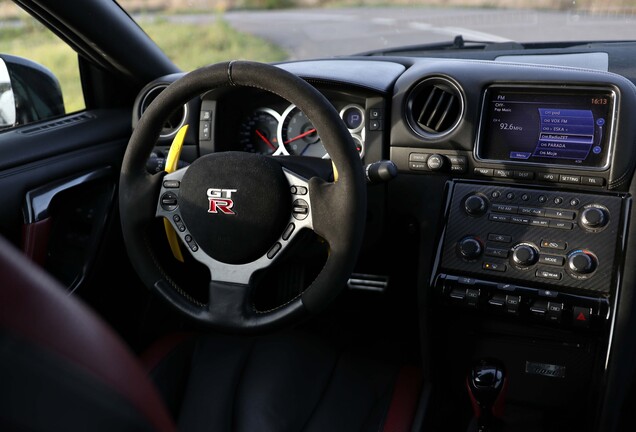 Nissan GT-R 2016 Black Edition
