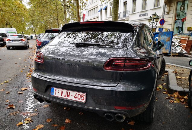 Porsche 95B Macan GTS