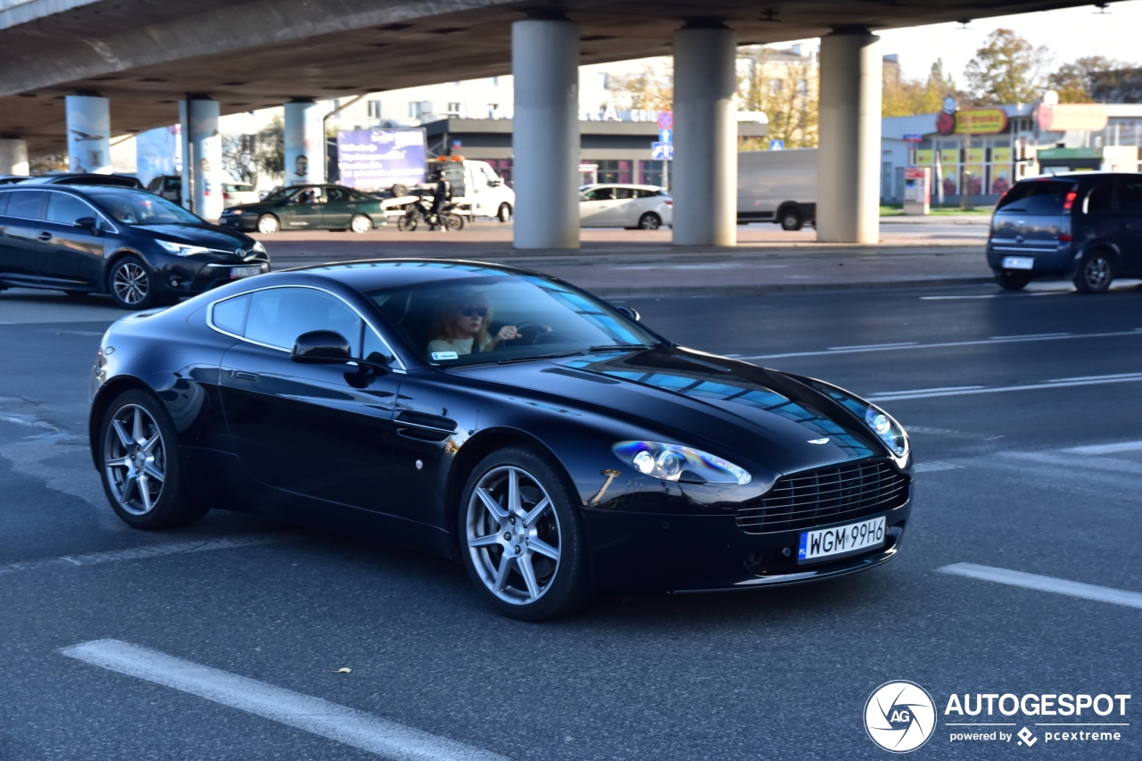 Aston Martin V8 Vantage